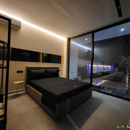 La Mirage *