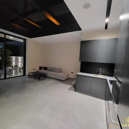 La Mirage * Rrushkull (Durres)