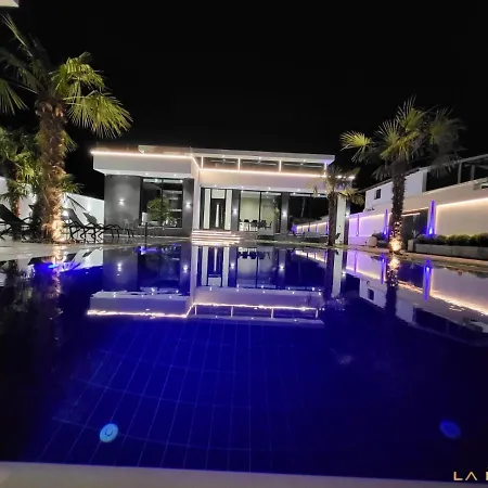 Villa La Mirage
