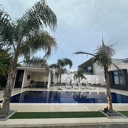 La Mirage Villa *