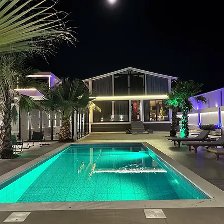 La Mirage Villa Rrushkull (Durres)